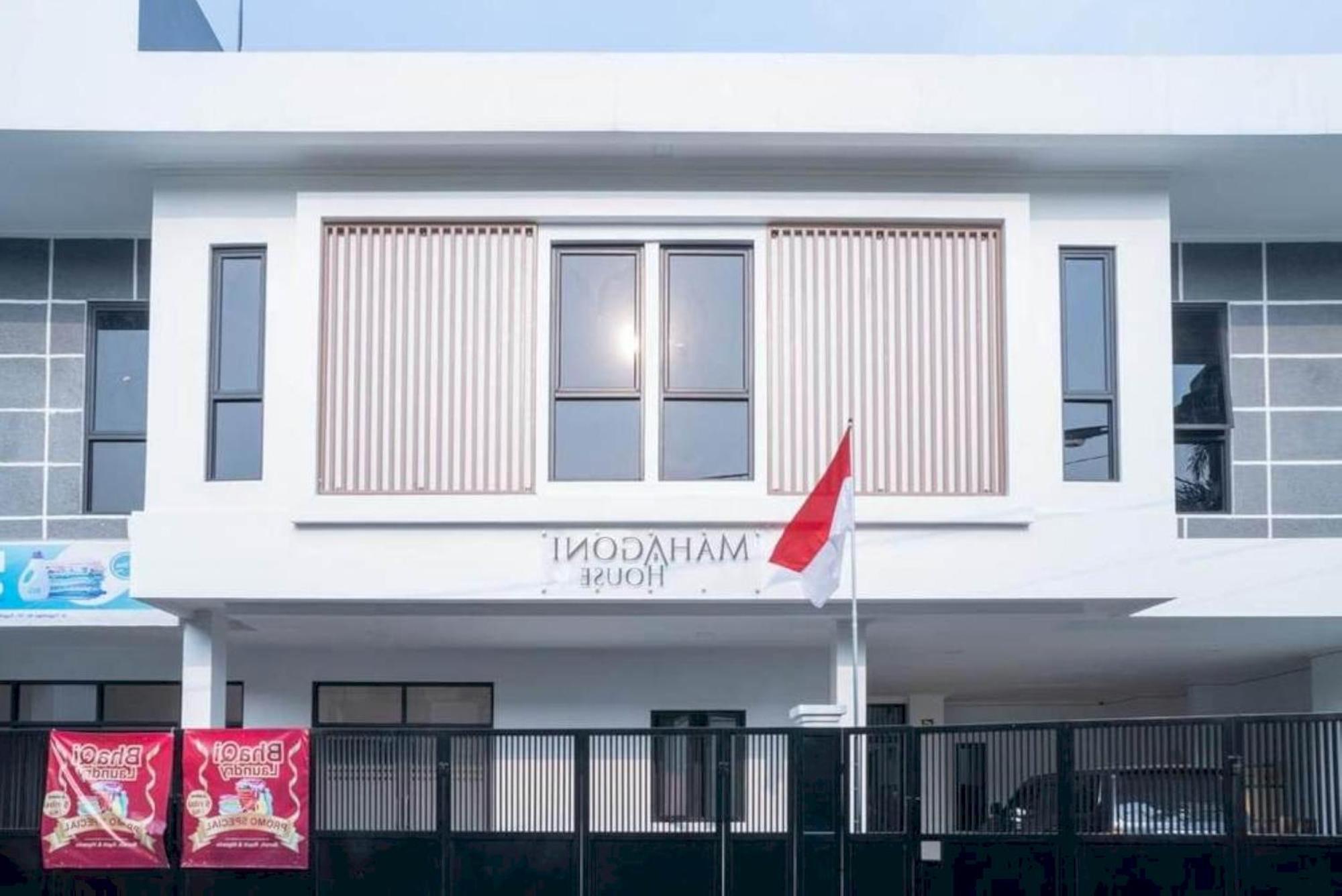 Hotel Oyo 94143 Mahagoni House Syariah Bogor Exterior foto