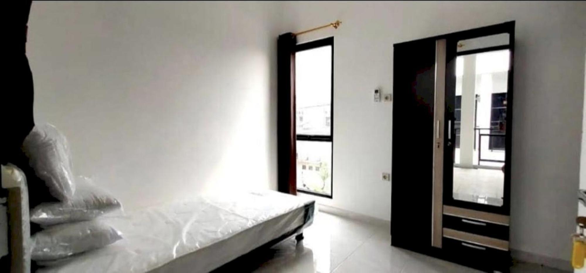 Hotel Oyo 94143 Mahagoni House Syariah Bogor Exterior foto